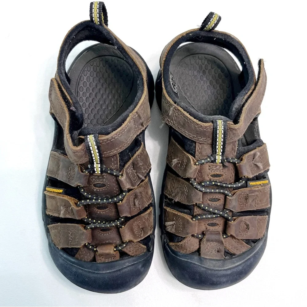 Keen brown leather